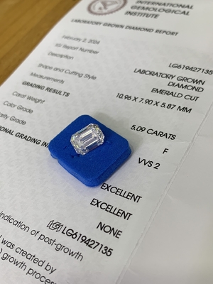 kopen Synthetische 5.09CT F VVS2 2EX CVD Lab Created Diamond Emerald Cut online manufacture